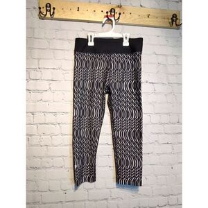 Under Armour Capri compression pants small *